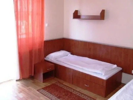 Invest Apartmanok Apartament Eger